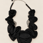 Collana Fiori Sereku Tinta Unita